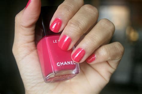 chanel le vernis camelia|LE VERNIS Longwear nail colour 189 .